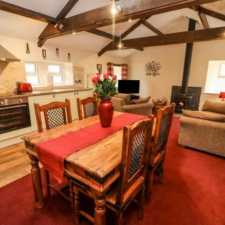Holiday home Anvil Barn *
